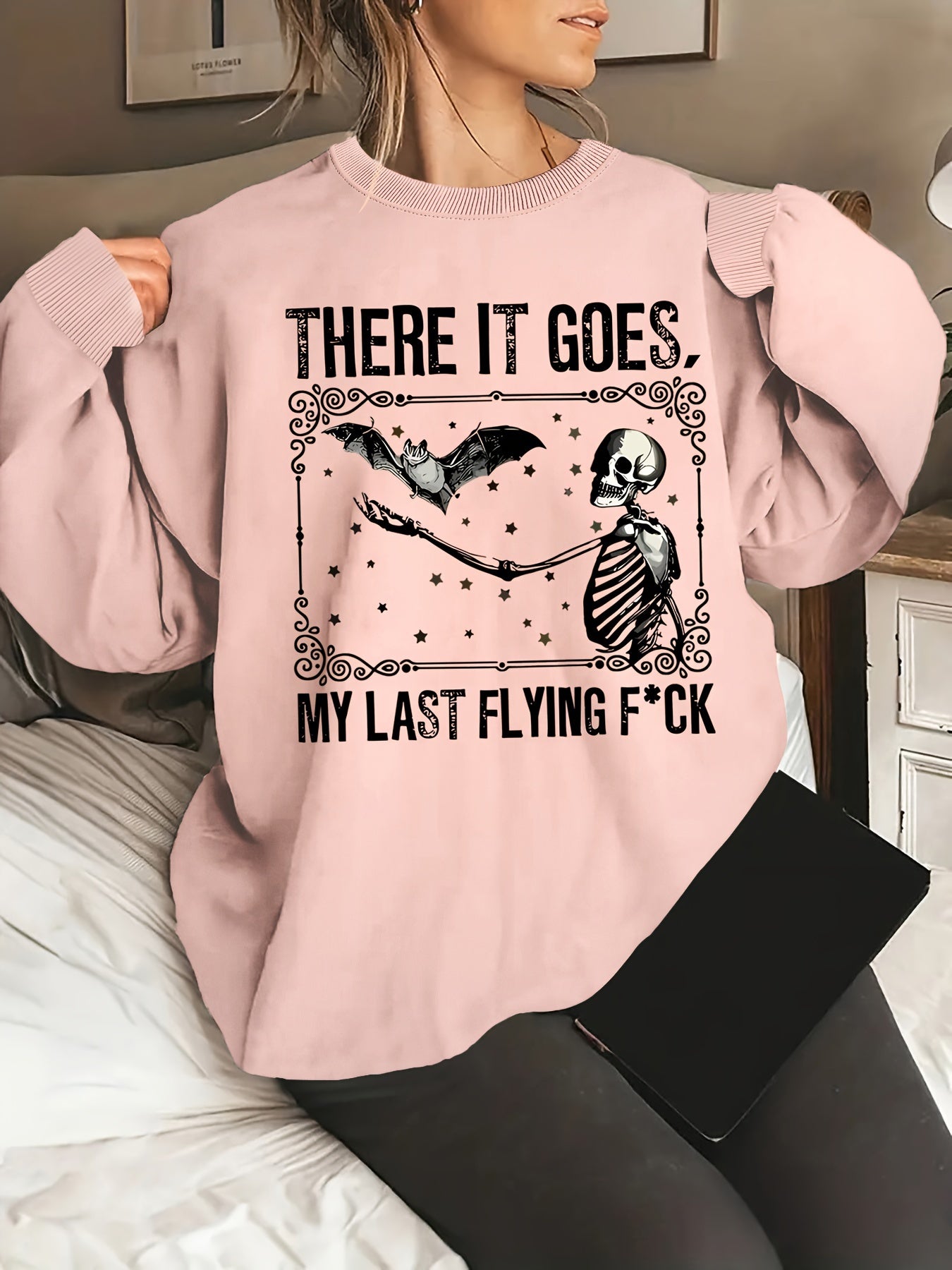 Plus Size Skull Print Sweatshirt - Ultra-Relaxed Fit, Long Sleeve, Crew Neck, Pullover Design - Designed for Womens Plus Size Clothing, Casual and Comfortable Wear