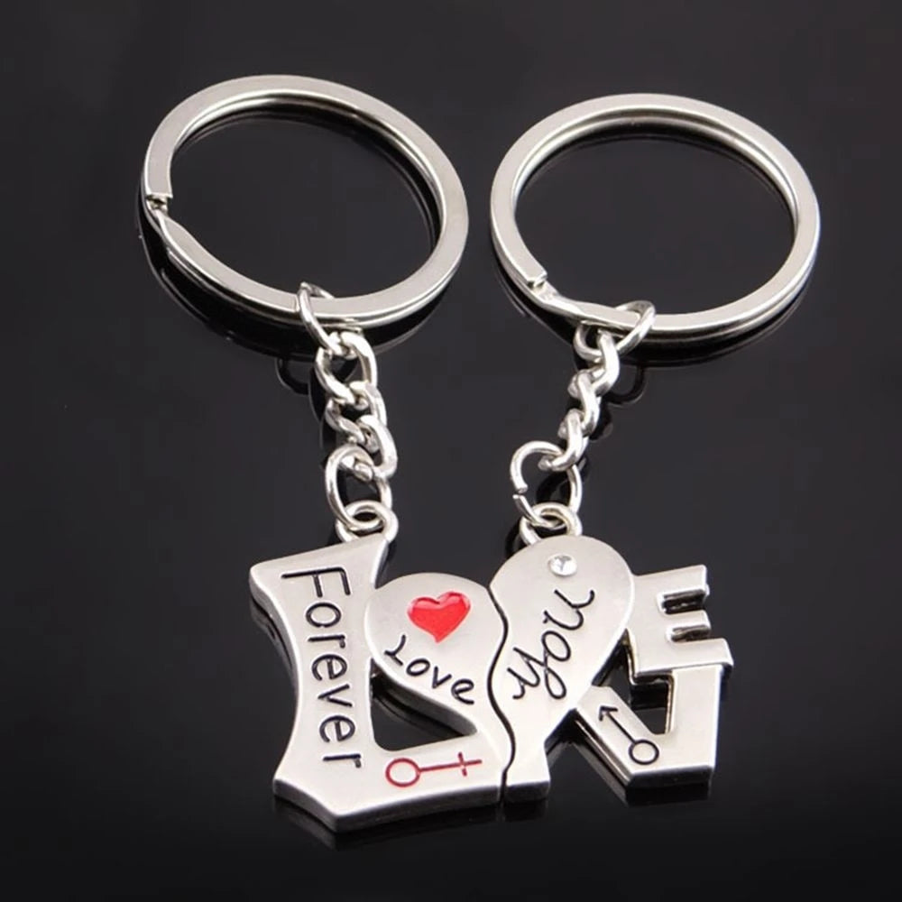 2pcs Heart Keychain Set - Cute Metal Cartoon Doll Couple Keyrings