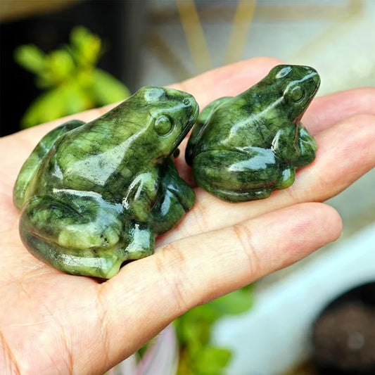 Natural Green Jade Frog Crystal Decoration