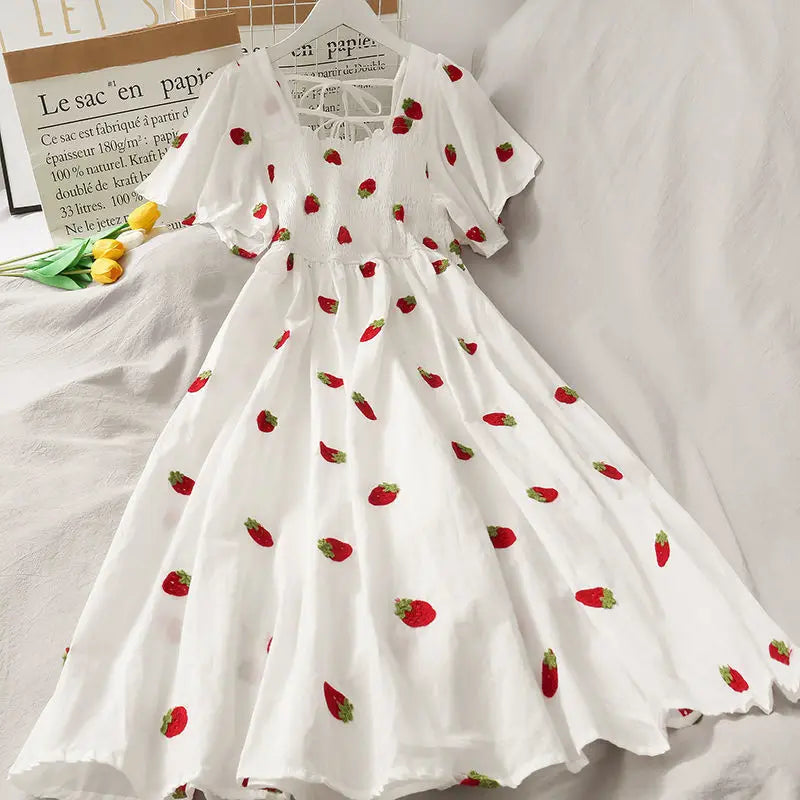 Women's Sweet and Elegant Super Immortal Forest Fruit Strawberry Print A- line Dress Elastic Bust Short Sleeve Mid Long Dresses