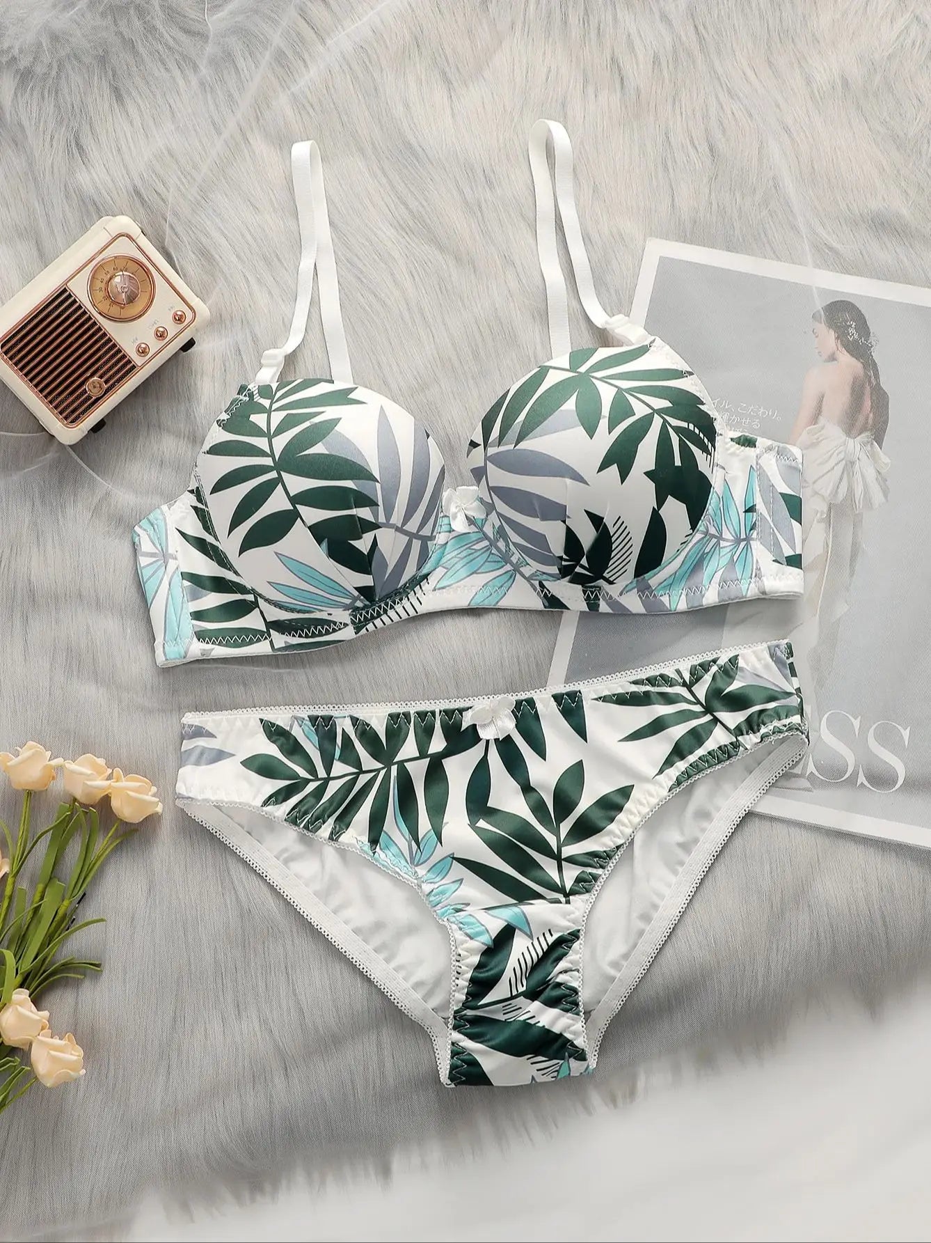 Women's Sexy Underwear Set Steel Ring Pull Gathering 3/4 Cup Leaf Printed Underwear Underwear Set A2137