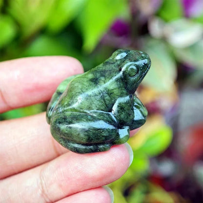 Natural Green Jade Frog Crystal Decoration