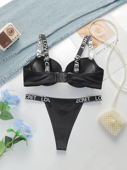 The Best-selling Sexy Gathering Promotion Style Glossy Letter Shoulder Strap Two-piece Women's Underwear Set B2050