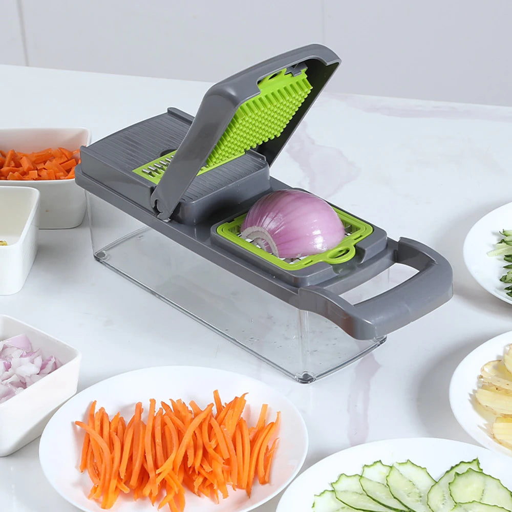 Multifunctional Vegetable and Fruit Slicer with Peeler