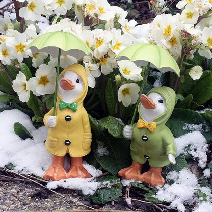 Umbrella Holding Duck Statue - Creative Garden Ornament