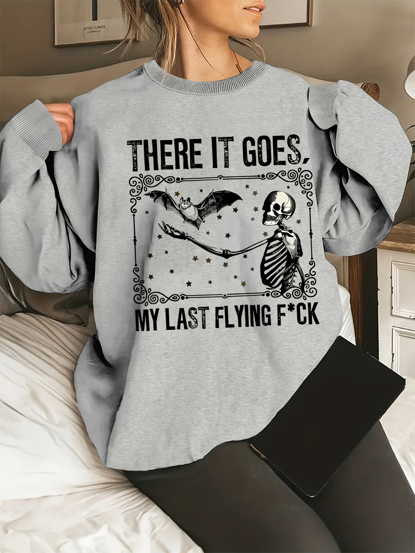 Plus Size Skull Print Sweatshirt - Ultra-Relaxed Fit, Long Sleeve, Crew Neck, Pullover Design - Designed for Womens Plus Size Clothing, Casual and Comfortable Wear