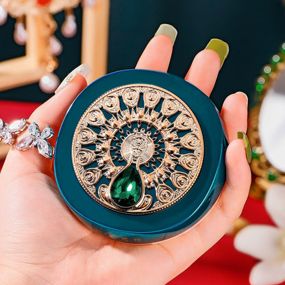 YOULIYOULA Vintage Engraved Compact Powder, Matte Finish, Ornate Design With Gemstone Accent, Oil Control, Luxury Beauty Makeup Setting Powder Contain Plant Squalane